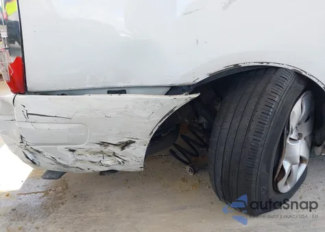 2008 Hyundai Entourage Gls/Limited z USA, uszkodzony, nr VIN KNDMC233X86051265